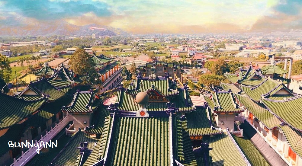 南投埔里地母廟參拜一日遊，氣勢磅礡的韓風廟宇風情