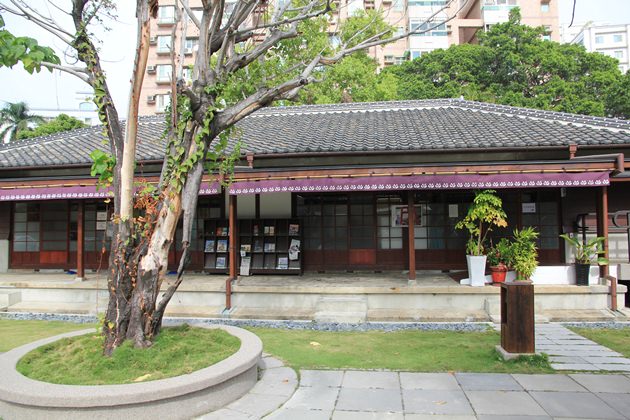 『台南新景點』納涼屋日式宿舍群，美麗和風浴衣新體驗～
