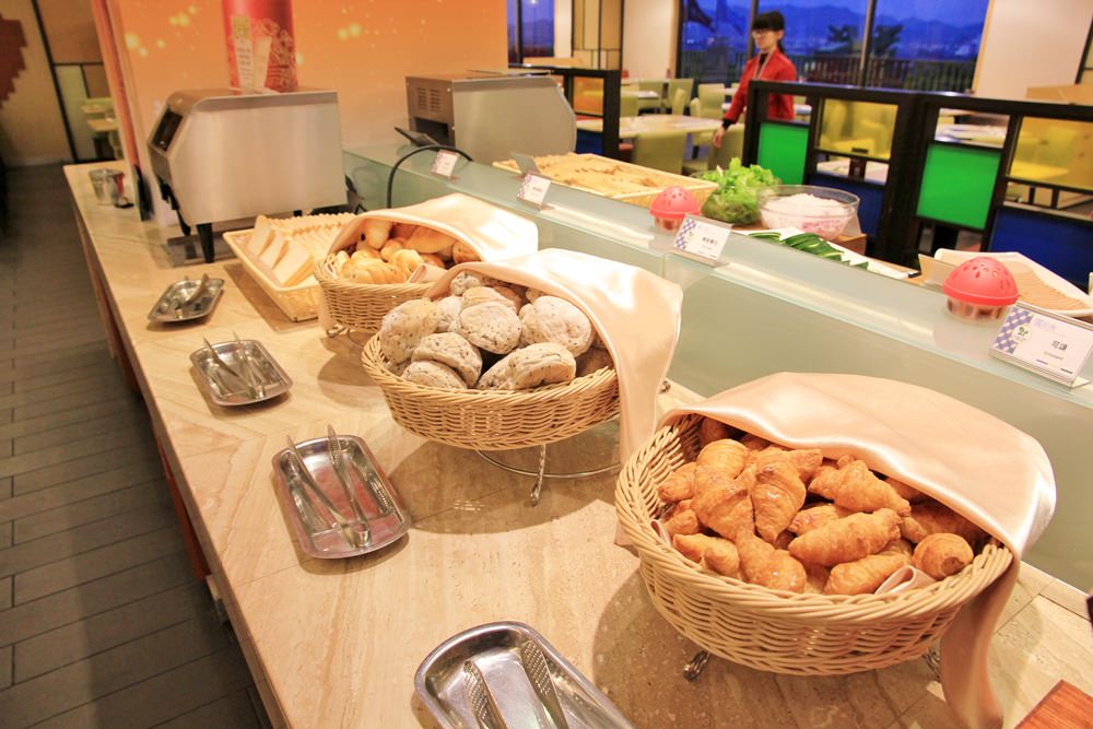 台中麗寶假期 | 麗寶樂園X福容飯店X全台最高摩天輪，和POPA跟Yima一起瘋整天！