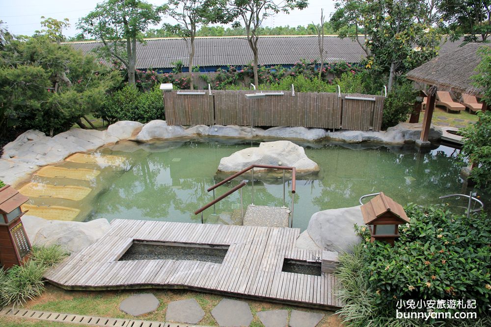 星月大地景觀休閒園區，暢遊戲水池、足湯、景觀餐廳一次滿足
