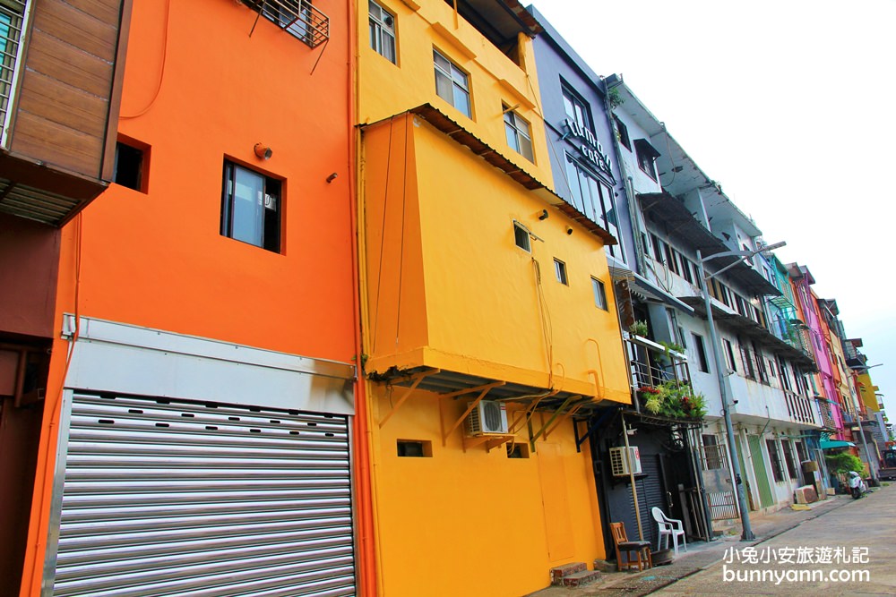 基隆正濱漁港彩色屋，台版彩色威尼斯一日遊這樣玩!!