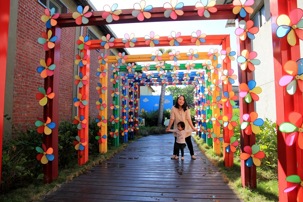 夏日彩虹 | 全台8個攻佔版面彩虹景點，讓繽紛彩色建築豐富你的旅程~
