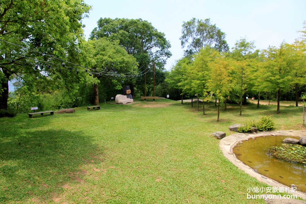 【苗栗天空之城】長滿藤蔓的天空之城景觀餐廳，三義最佳約會地點