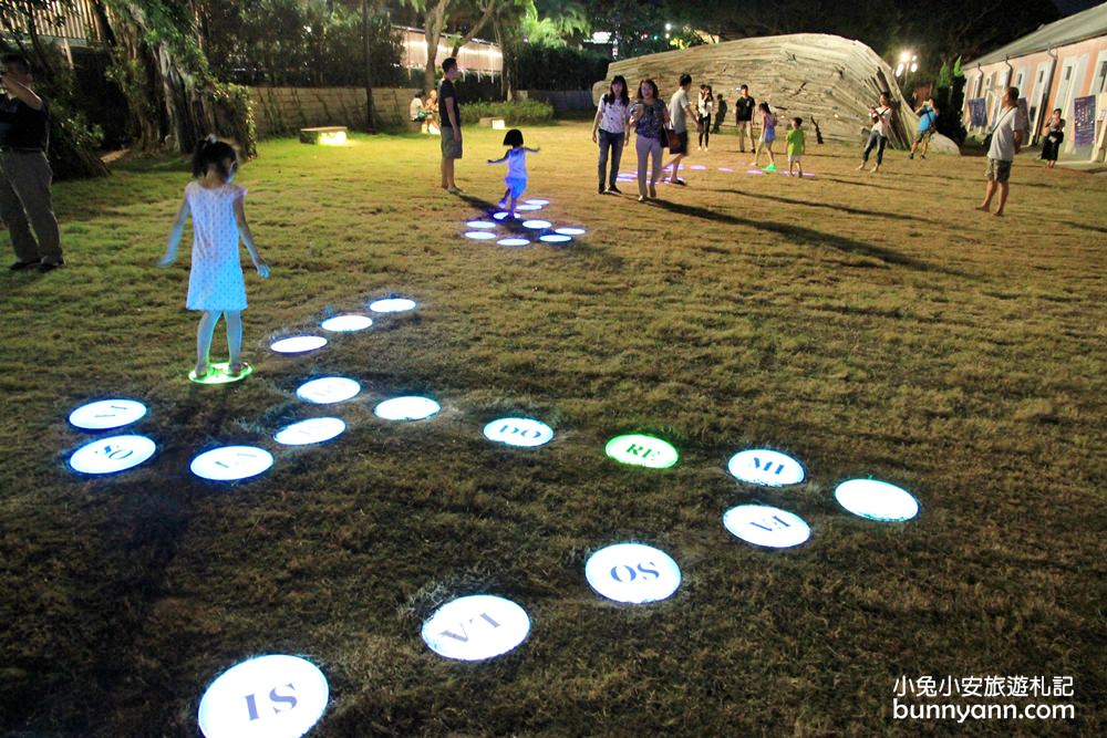 淡水景點》淡水海關碼頭，夜晚約會散步首選，夏日閃亮燈海美麗登場～