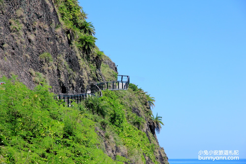 花蓮豐濱親不知子天空步道，透明玻璃步道最美看海視野，湛藍太平洋無限美~
