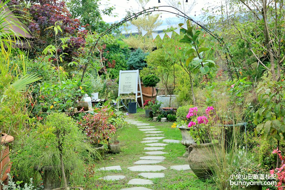 高雄景點》夏比花園，充滿自然風味的歐式鄉村花園，漫步田園綠色魅力～