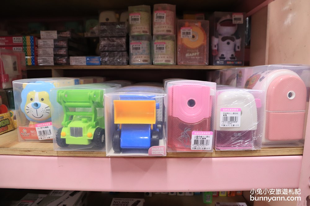 嘉義玩具店》亞細亞toys嘉義店～玩具百貨量販批發商場，交換禮物、聖誕採買上萬件商品買到瘋！