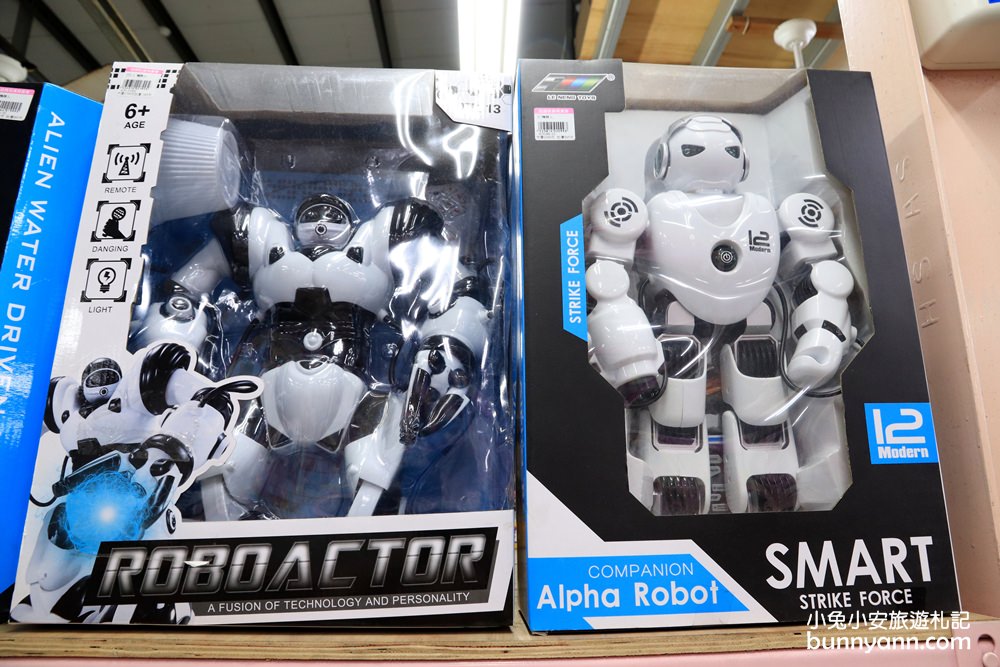 嘉義玩具店》亞細亞toys嘉義店～玩具百貨量販批發商場，交換禮物、聖誕採買上萬件商品買到瘋！