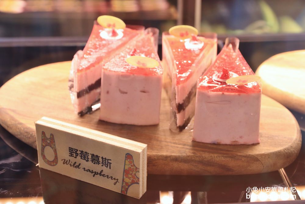 台中新景點》貓門moment，天空之城浪漫系貓門咖啡館，貓咪城門好可愛～
