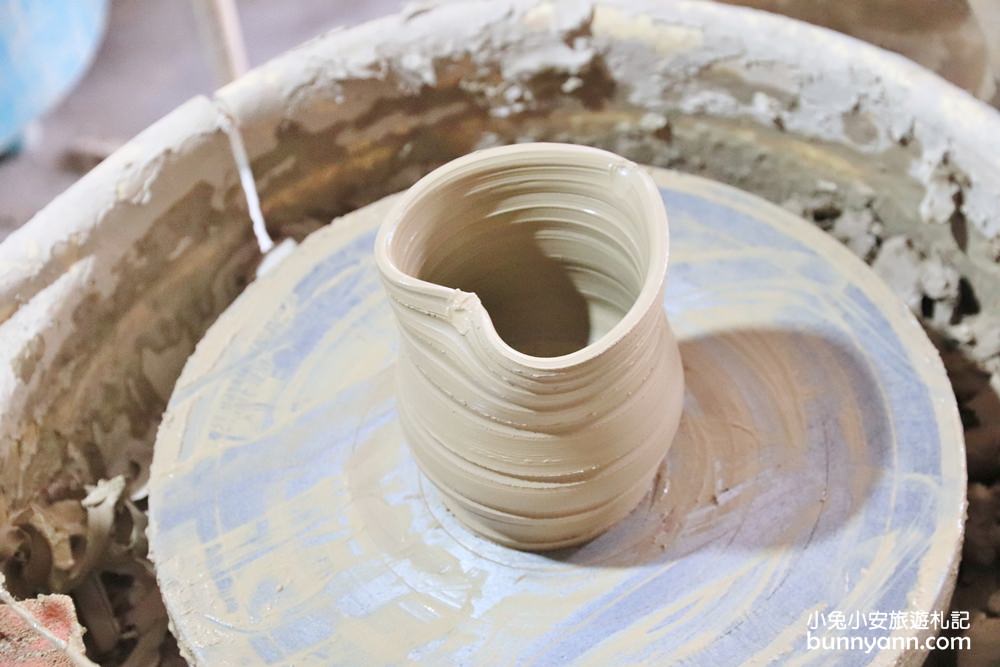 彰化景點》田中窯蜀葵花季，無敵鐵金剛、繽紛蜀葵花迷宮、手做陶藝DIY超好玩。