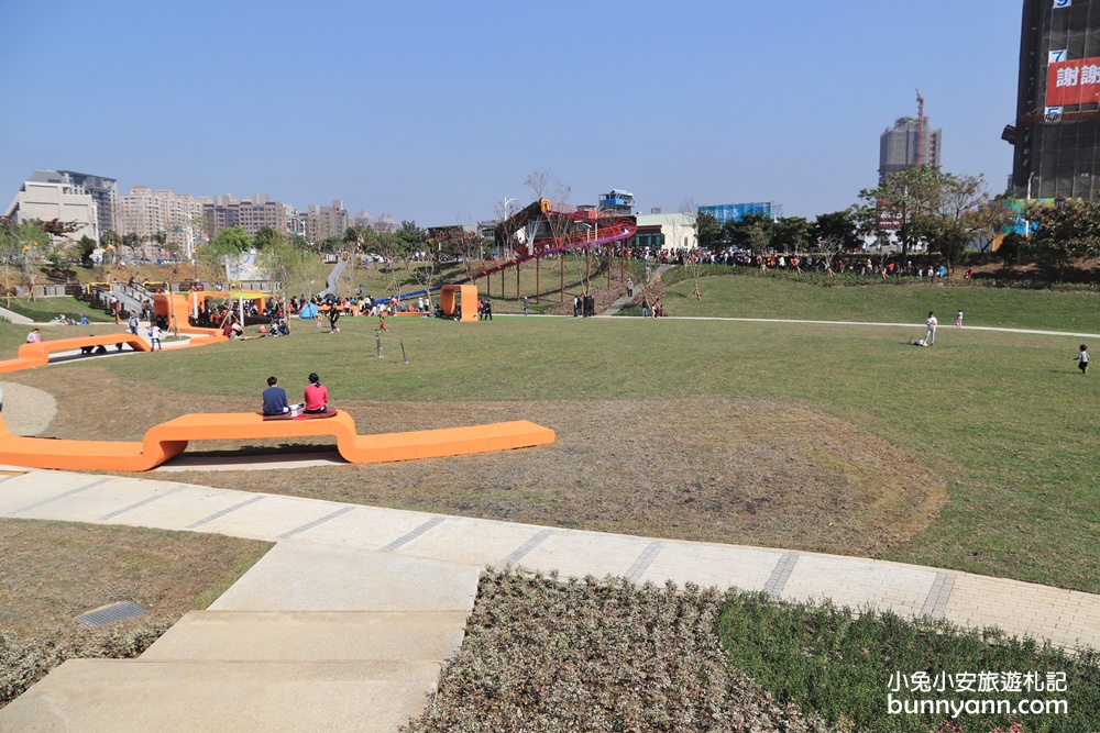 桃園「風禾公園」嗨玩滾輪溜滑梯，溜滑梯主題公園一日遊。
