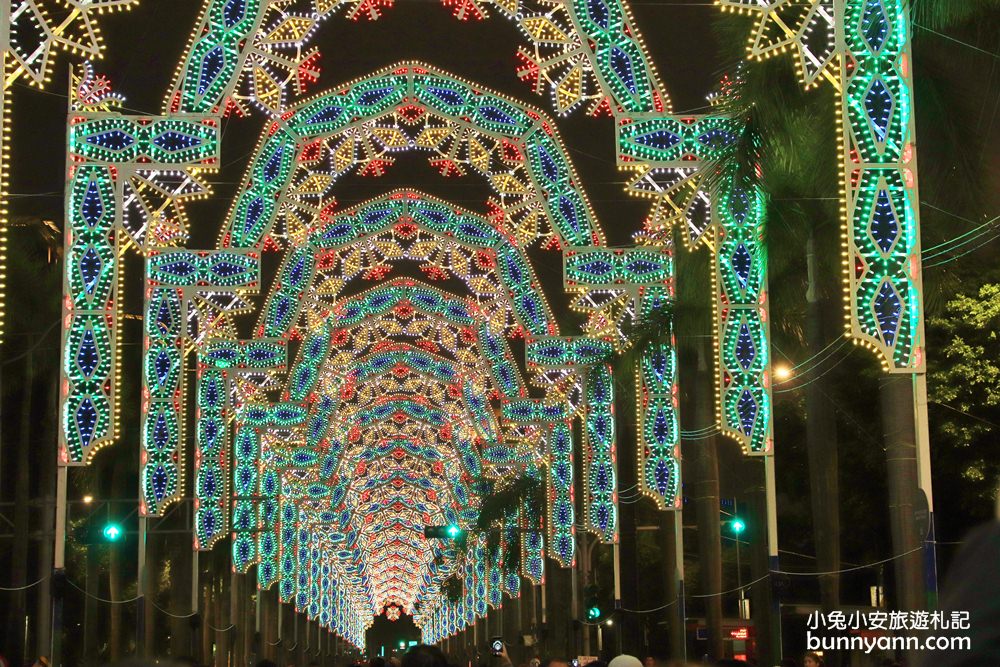 台北光雕節》Luminarie光之饗宴，台北最絕美光廊與夢幻教堂光雕，超美夜晚就在這~