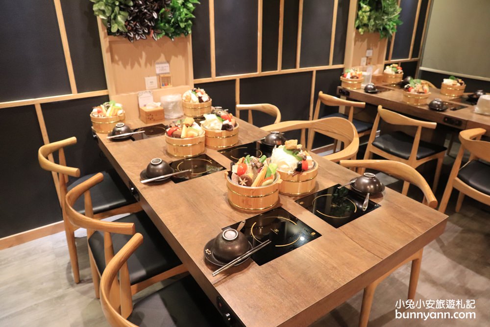 基隆火鍋職人》暖鍋物義二路店，浮誇激量肉盤、漁市直送海鮮，暖心也暖胃鍋物料理餐廳~