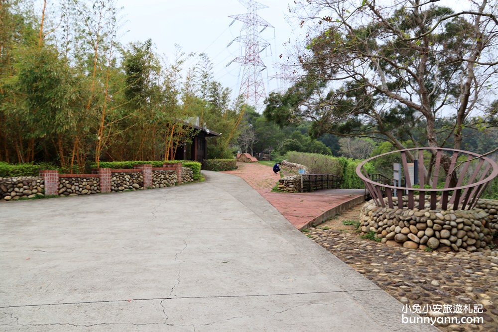 2023台中最美中科九重葛花牆， 東大公園浪漫盛開中，季節限定美景！