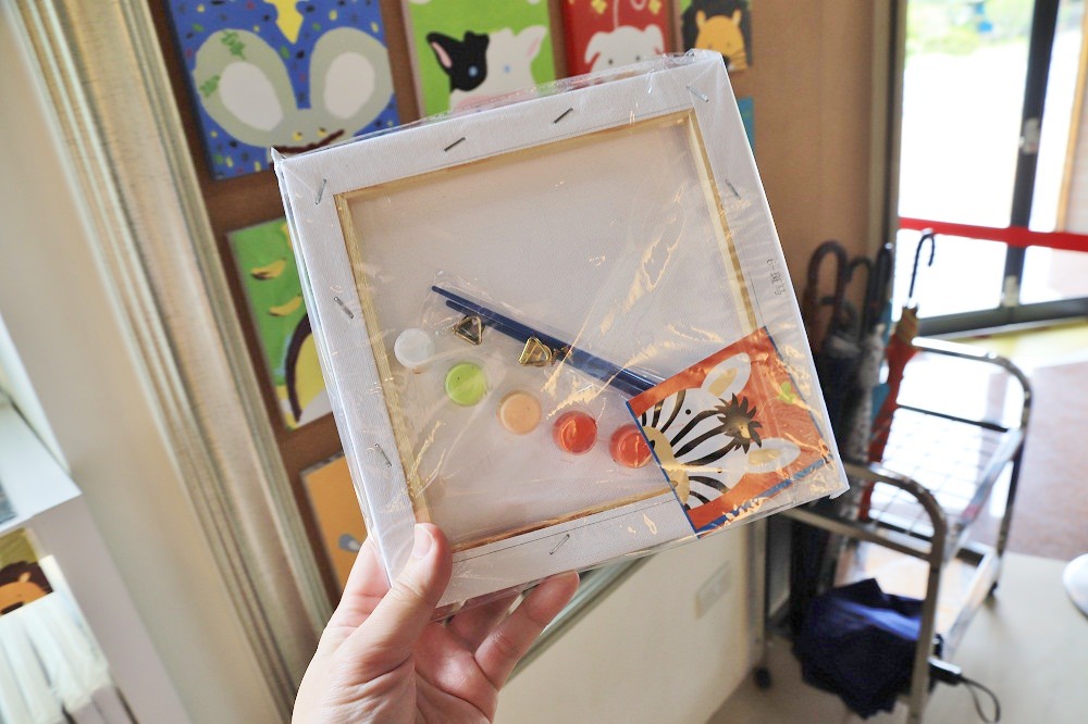 美拍玩很大OMG!畫框博物館，親子畫框DIY，3D彩繪、浮誇畫框牆拍很大