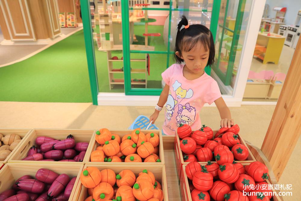 新北親子樂園》暑假好去處！樹林樂米樂園，不限時高質感百萬球池、溜滑梯、考古沙坑玩到翻~