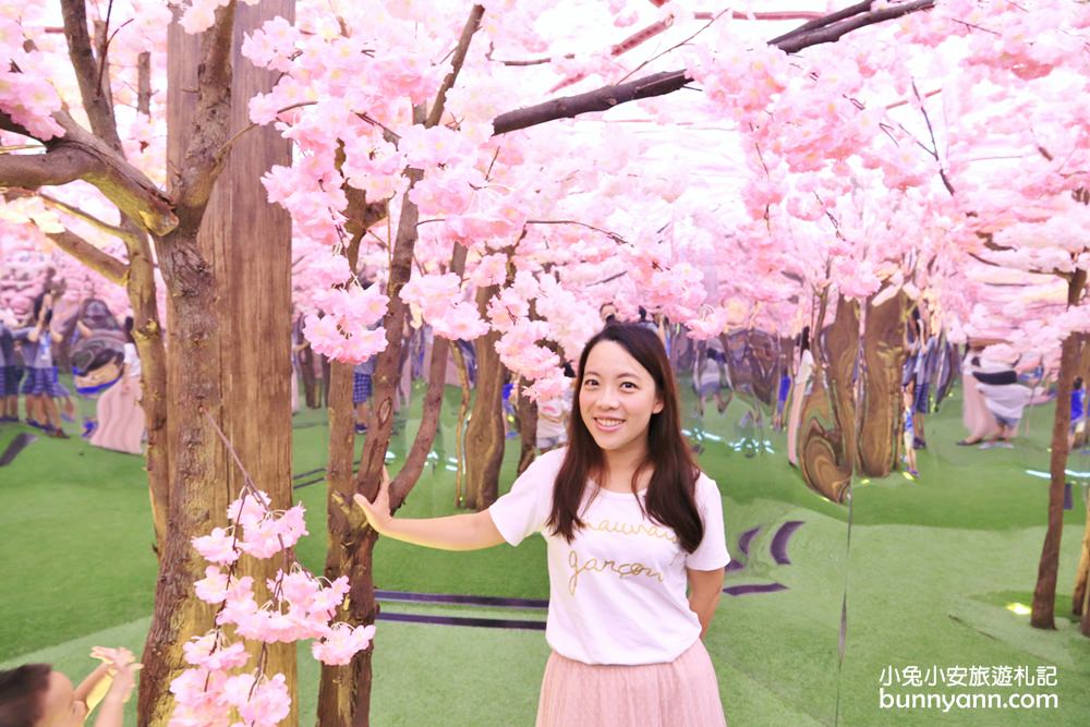 台北景點》今夏最美！幻‧彩‧影萬花筒特展，美拍夢幻鑽石屋、幻鏡花園，順遊台北101觀景台趣~