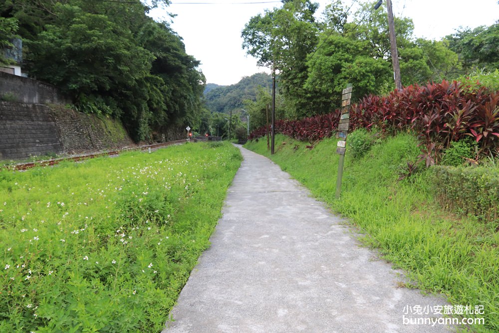 新北景點》三貂嶺火車站，只有火車能到達的秘境隱村，漫步小村時間彷彿暫停~