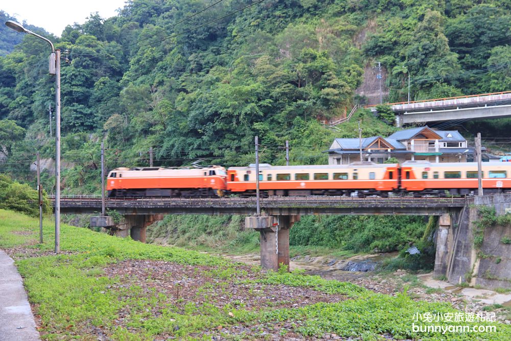 新北景點》三貂嶺火車站，只有火車能到達的秘境隱村，漫步小村時間彷彿暫停~