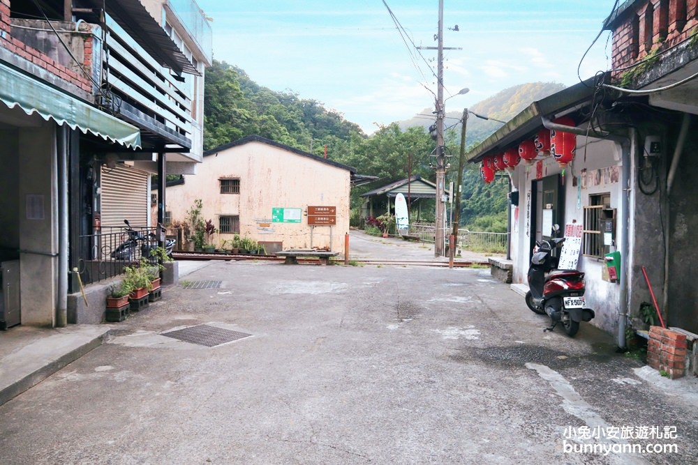 新北景點》三貂嶺火車站，只有火車能到達的秘境隱村，漫步小村時間彷彿暫停~