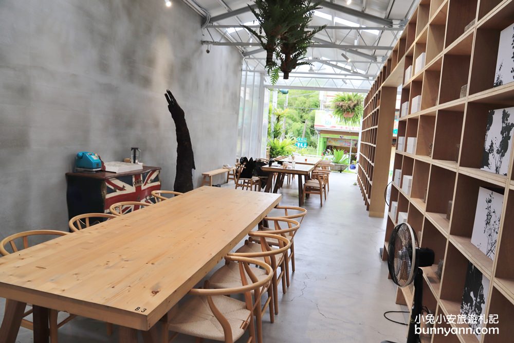 嘉義景點》空氣圖書館，森林系文青咖啡店，姊妹聊天下午茶好去處