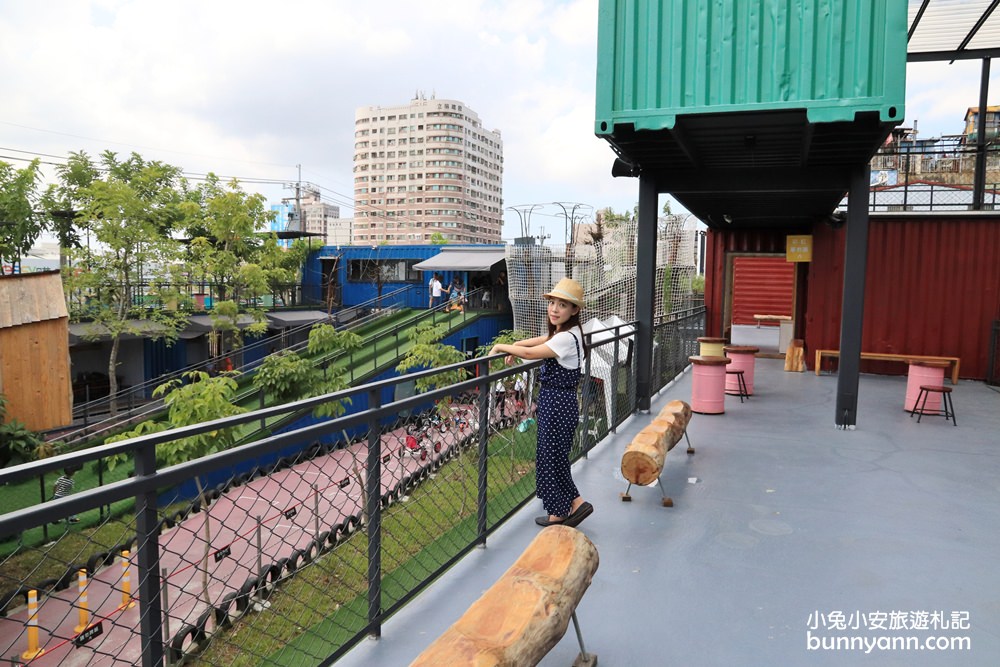 台南親子景點推薦！台南貨櫃公園，暢玩滑草、樹屋、小卡丁車，貨櫃組成超大樂園