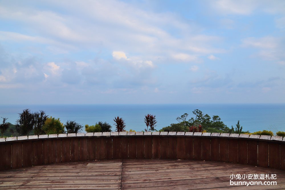 台東海景推薦》星龍花園咖啡，無死角美麗海景，坐落山頂秘境花園