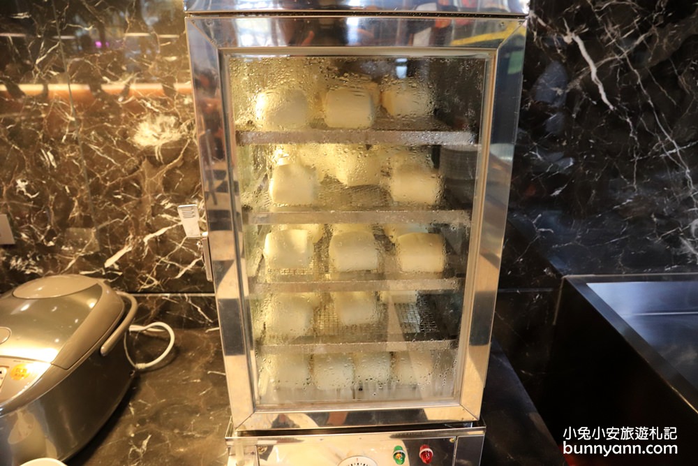 康橋商旅花蓮站前館，宵夜、下午茶通通免費吃到飽