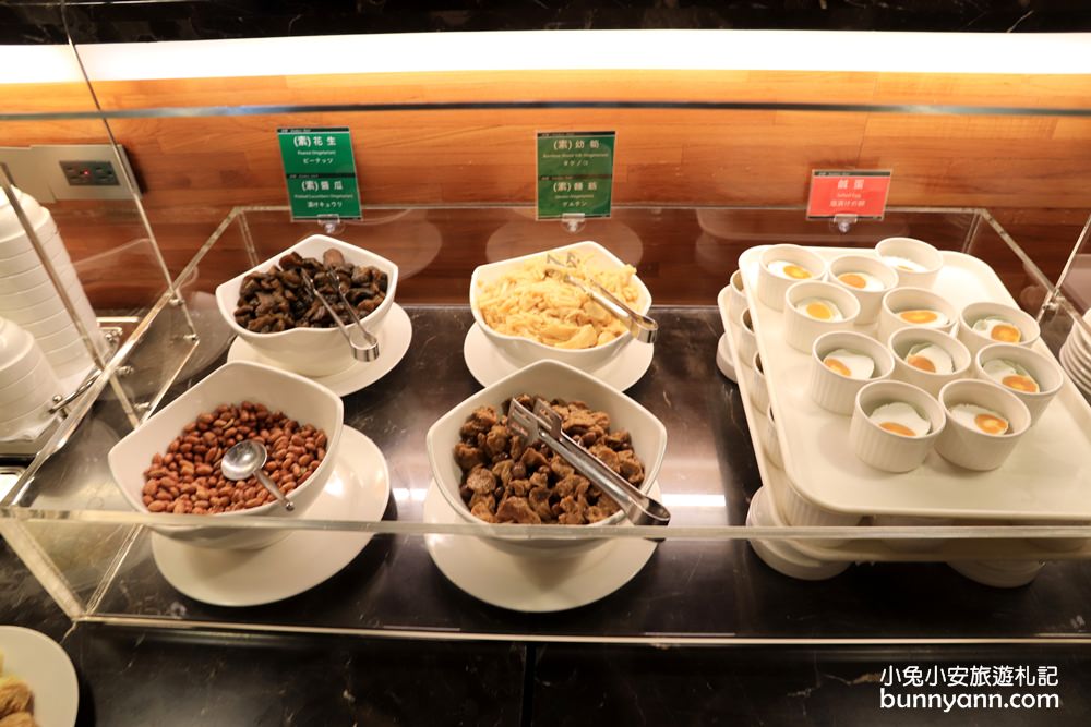 康橋商旅花蓮站前館，宵夜、下午茶通通免費吃到飽