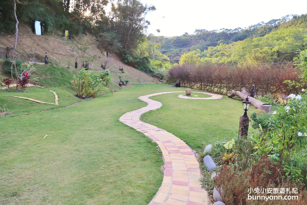苗栗景點》慕雲想莊園饗旅，免費玩沙下午茶餐廳，山丘裡的森林莊園。