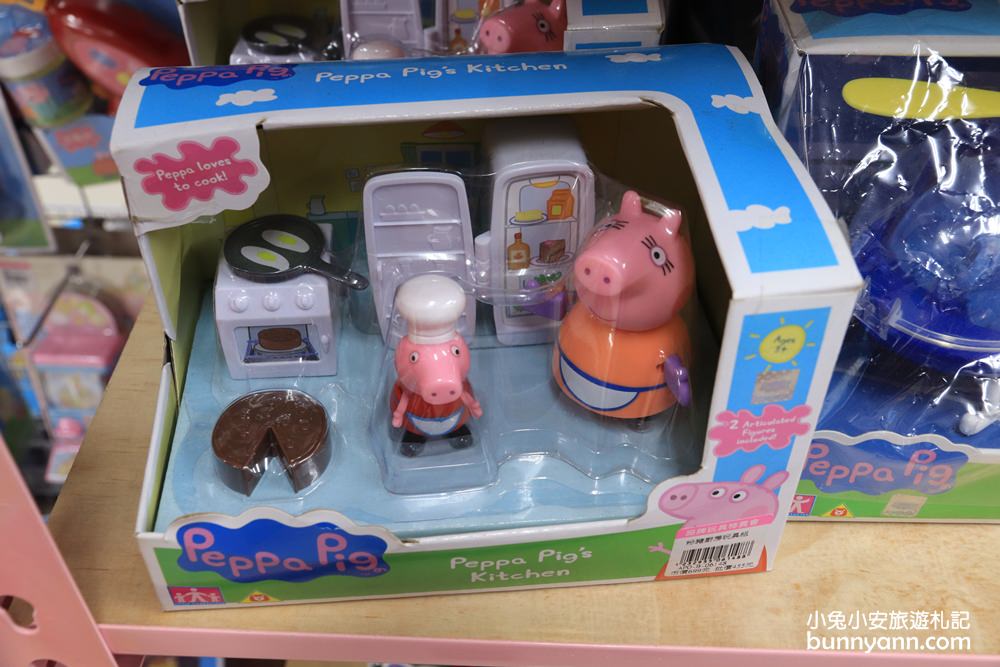玩具店》亞細亞toys桃園店，交換禮物、聖誕採買上萬件商品買到瘋！