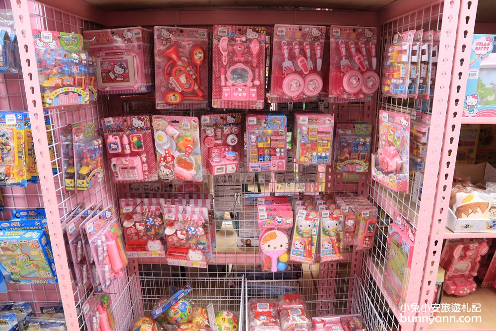 玩具店》亞細亞toys桃園店，交換禮物、聖誕採買上萬件商品買到瘋！
