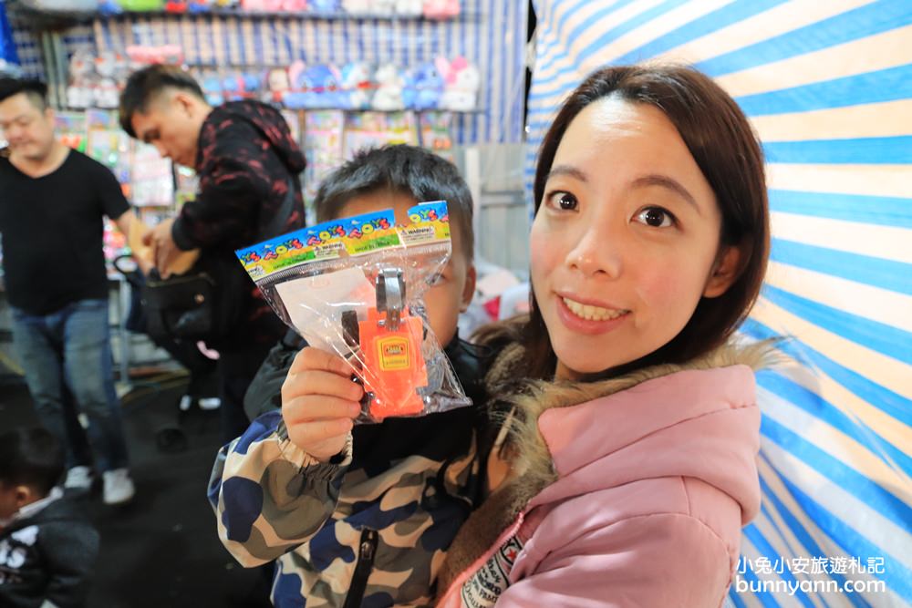 宜蘭新景點》礁溪新夜市開張了！最新觀光夜市熱鬧登場，美食娛樂全都有～