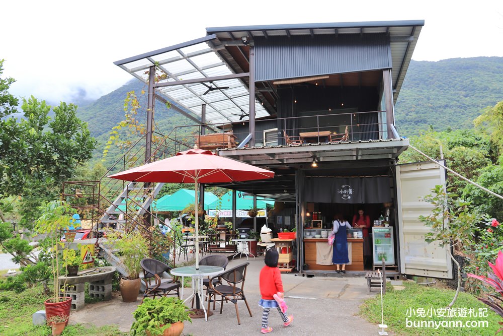 花蓮小店舖》小好美廚房，路邊攤藏著文青骨子，馬告焢肉飯美味上桌~