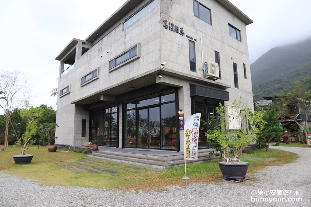 花蓮小店舖》小好美廚房，路邊攤藏著文青骨子，馬告焢肉飯美味上桌~