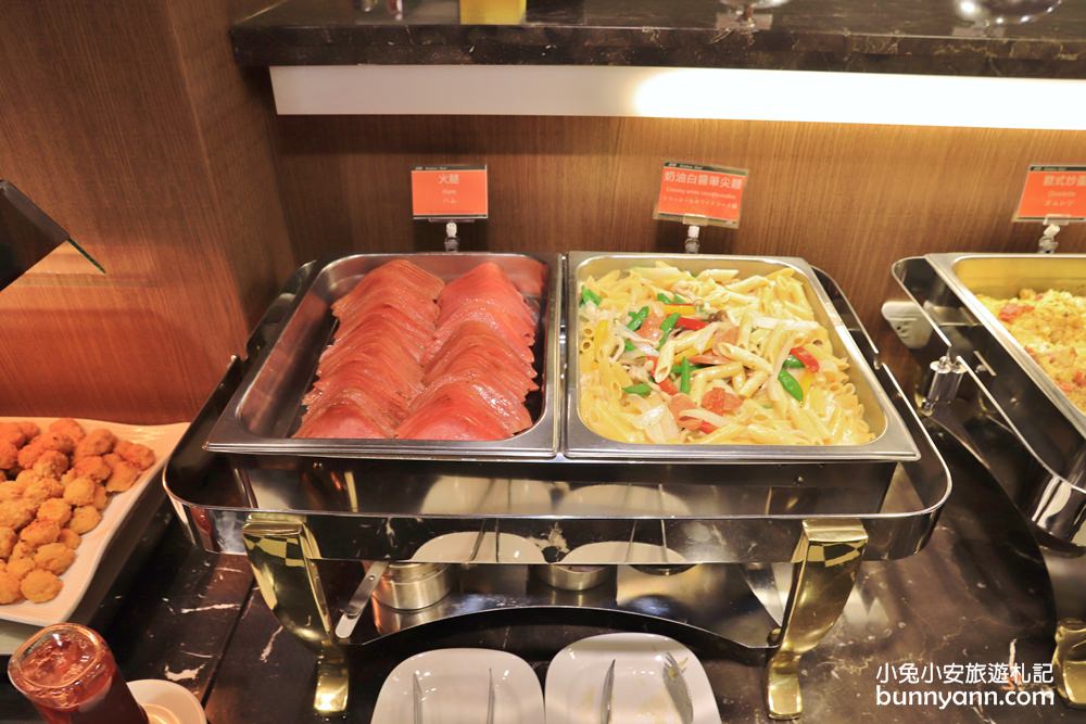 康橋商旅彰化員林館(員林康橋)，24小時提供冰淇淋、下午茶吃到飽。