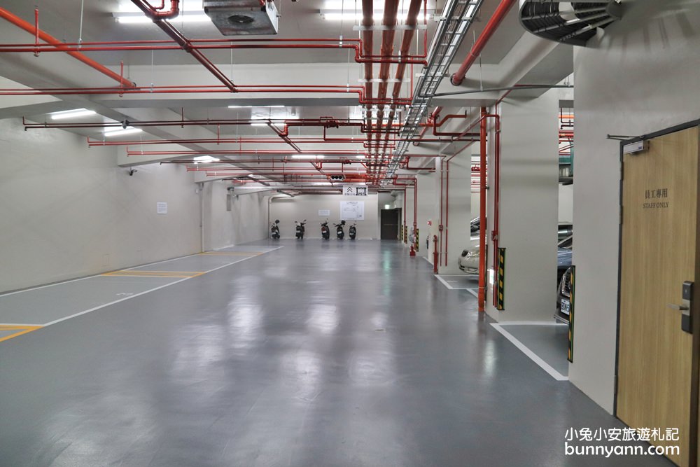 台南「康橋慢旅」文青系旅店，早餐宵夜下午茶免費吃到飽