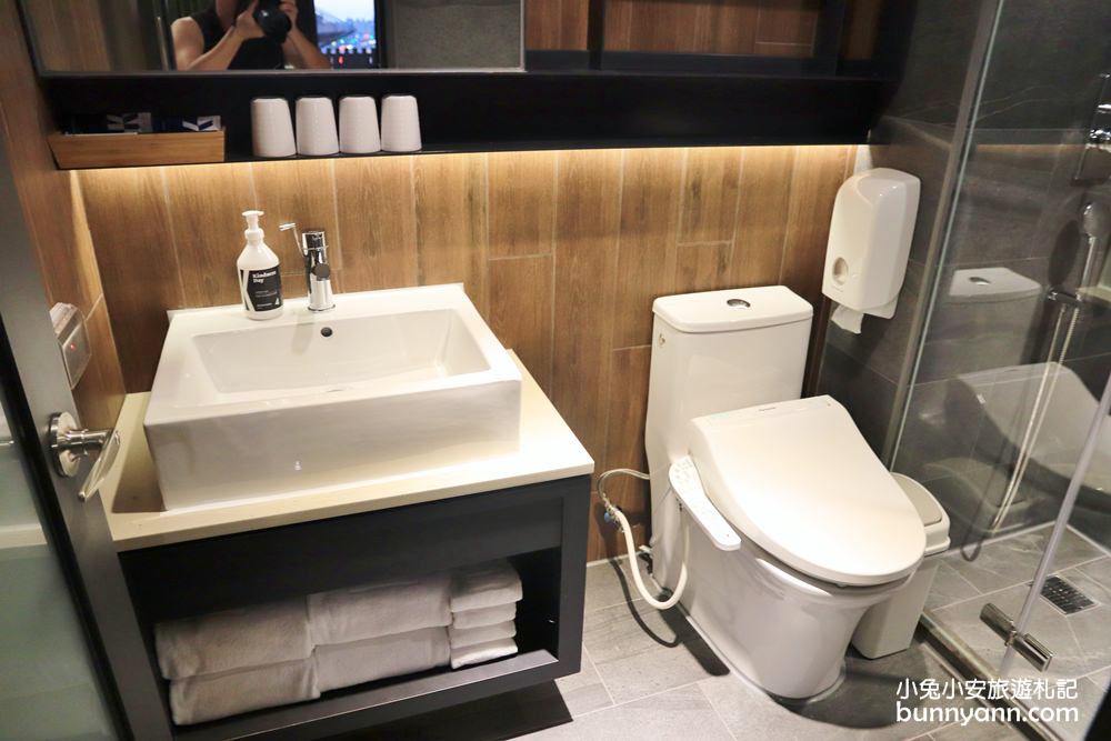 台南「康橋慢旅」文青系旅店，早餐宵夜下午茶免費吃到飽