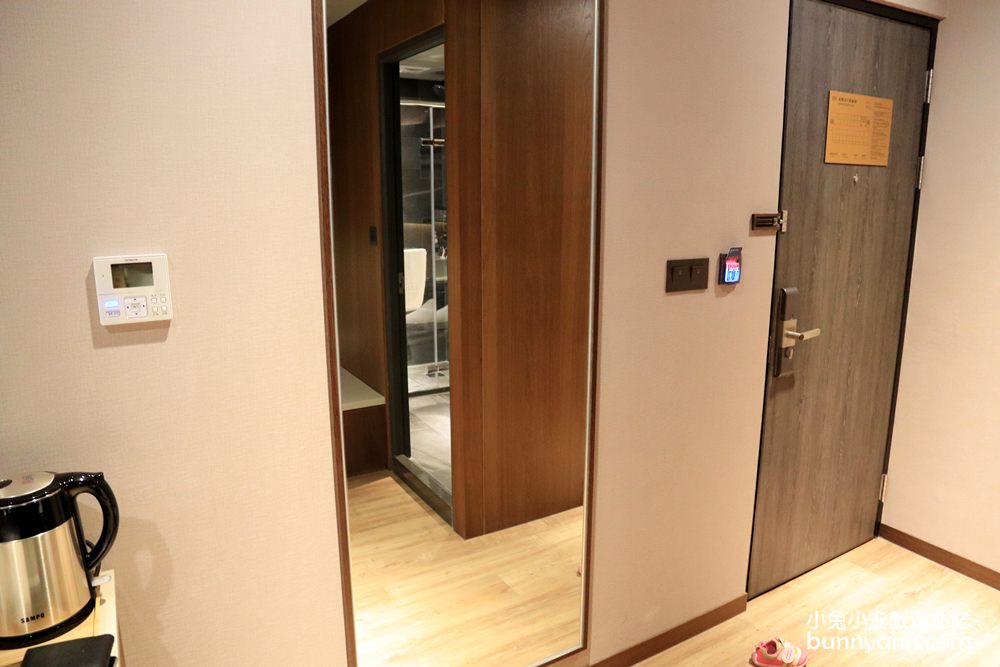 台南「康橋慢旅」文青系旅店，早餐宵夜下午茶免費吃到飽