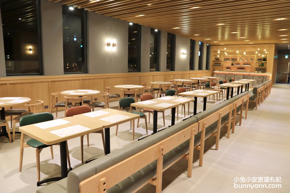 台南「康橋慢旅」文青系旅店，早餐宵夜下午茶免費吃到飽