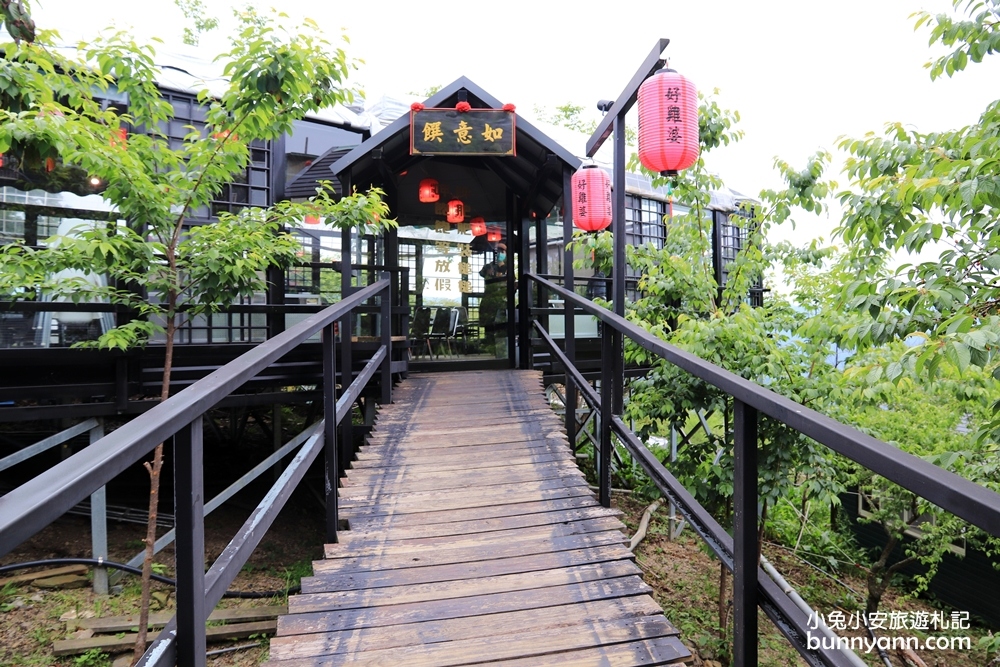 好雞婆土雞城｜清境好吃的香草烤雞，美麗風景配烤雞真棒