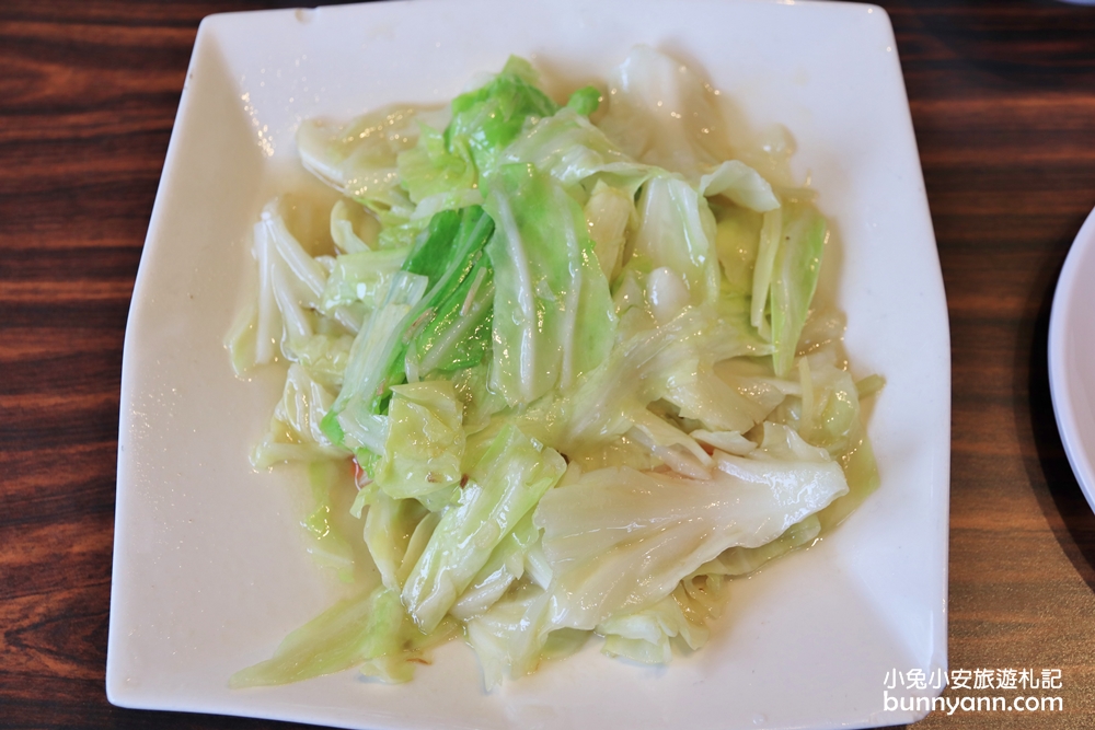 好雞婆土雞城｜清境好吃的香草烤雞，美麗風景配烤雞真棒