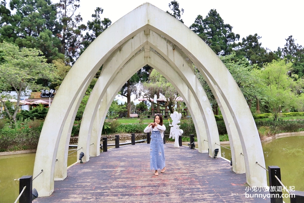 清境農場小瑞士花園，精彩水舞秀、水上教堂，美麗天空花園