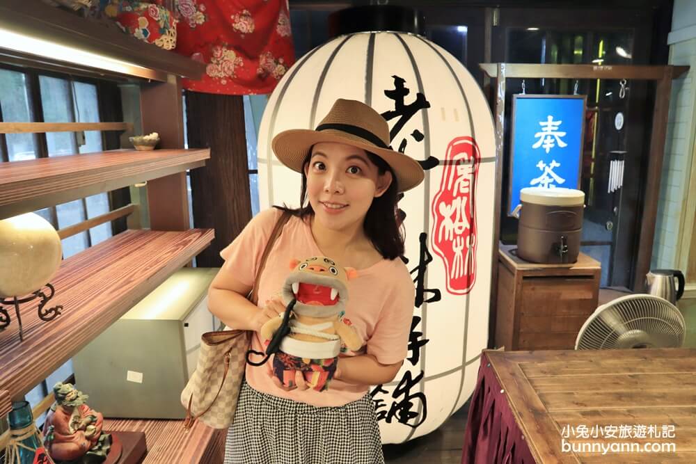 溪頭「妖怪村」人氣商圈，現烤咬人貓麵包好好吃，一日遊、附近景點攻略