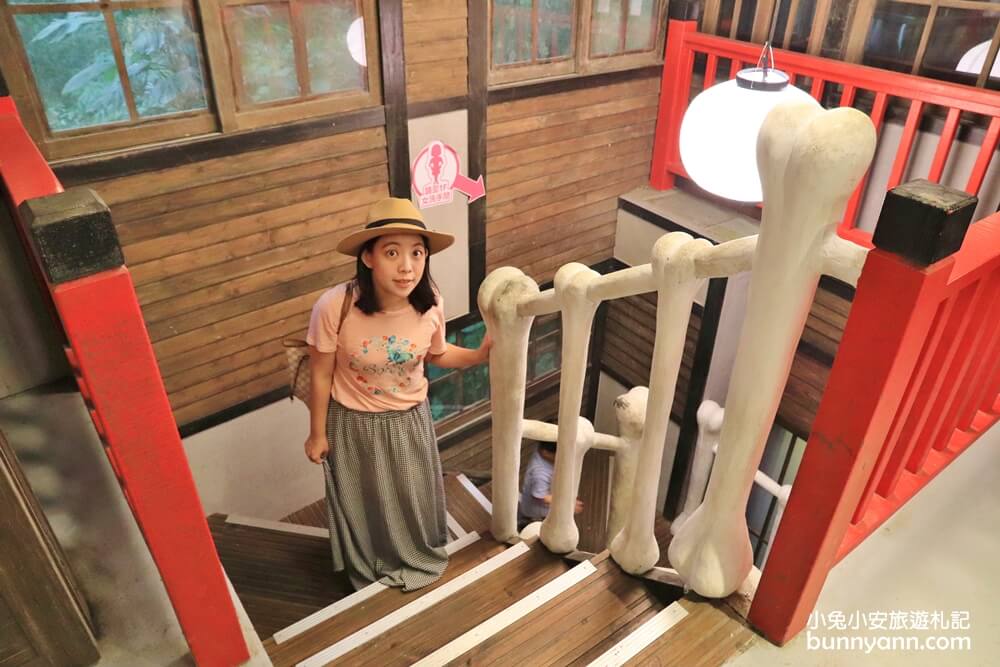 溪頭「妖怪村」人氣商圈，現烤咬人貓麵包好好吃，一日遊、附近景點攻略
