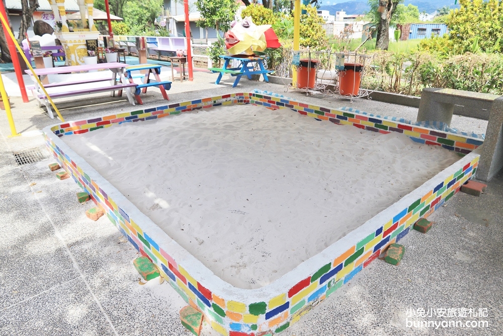 南投景點》不用錢！十三目仔窯親子設施隨你玩，彩虹步道、木造車站夢幻打卡場景～
