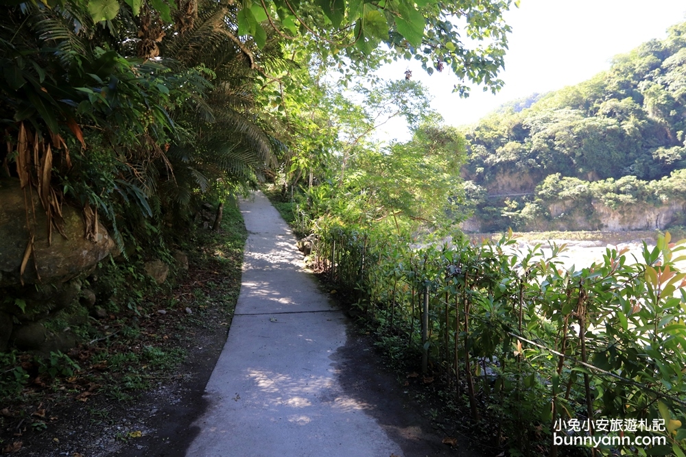 花蓮景點小錐麓步道，15分鐘攻略兩條吊橋與太魯閣河谷。