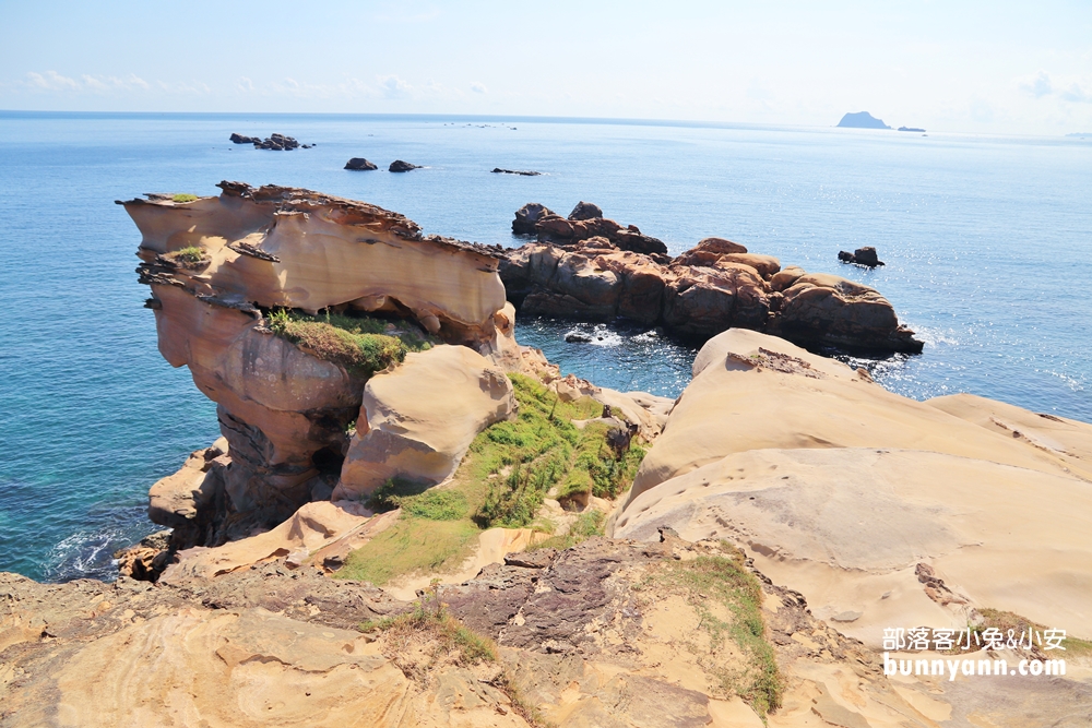 【駱駝峰】新北野柳維納斯海岸，十分鐘攻頂看海灣與湛藍九孔池