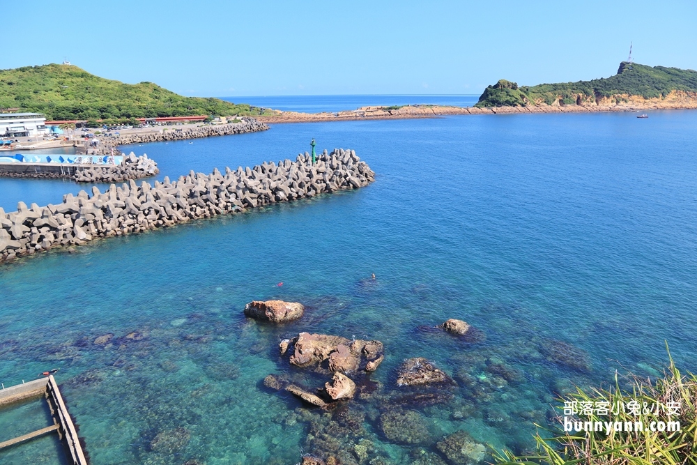 【駱駝峰】新北野柳維納斯海岸，十分鐘攻頂看海灣與湛藍九孔池