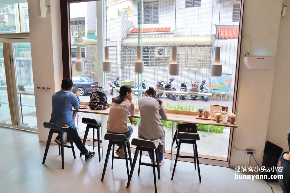【台中】吃茶三千台灣概念店，推薦必喝國王珍珠奶茶